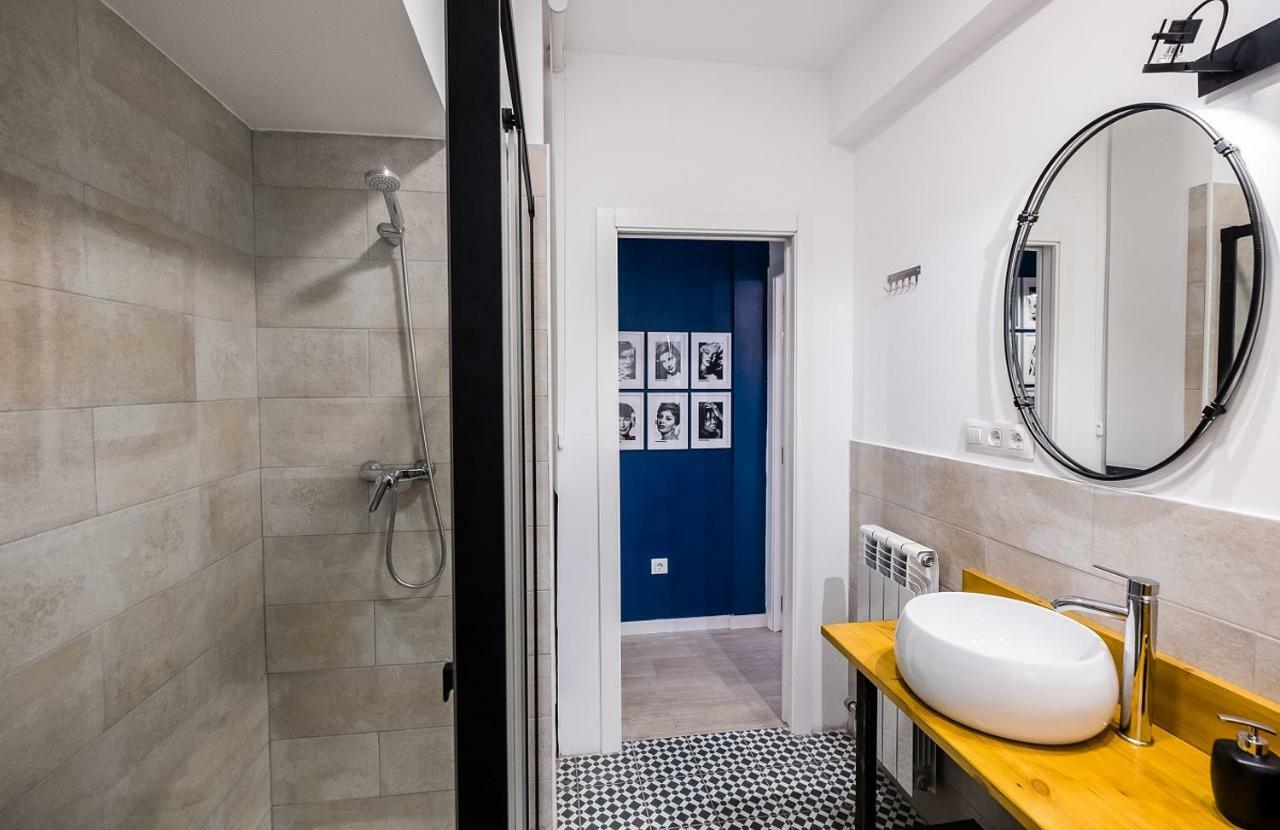 Logrono Centro, Una Casa Con Vistas Bagian luar foto